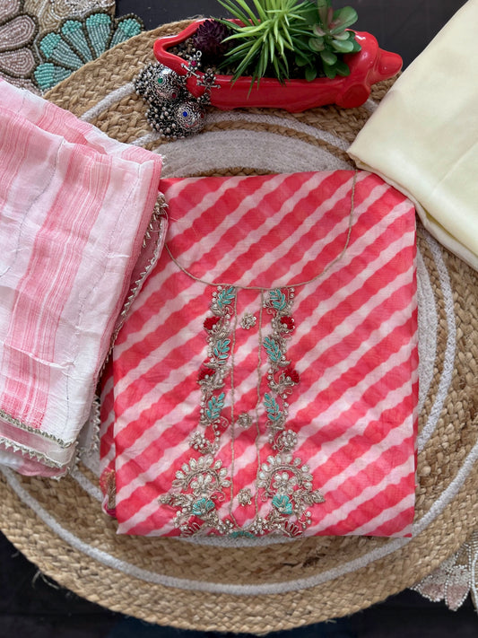 Graceful Georgette Suit with Intricate Neck Detailing and Contrast Dupatta