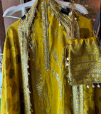 Elegant Latest Bandhani with Exquisite Embroidery